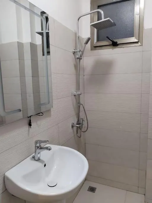 La Suite Jinane Dakar 0*,